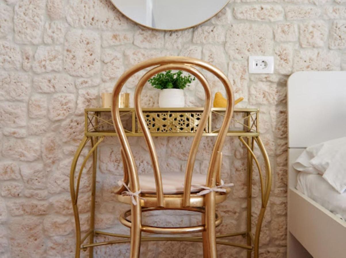 Guesthouse Ana Trogir Old Town Екстериор снимка