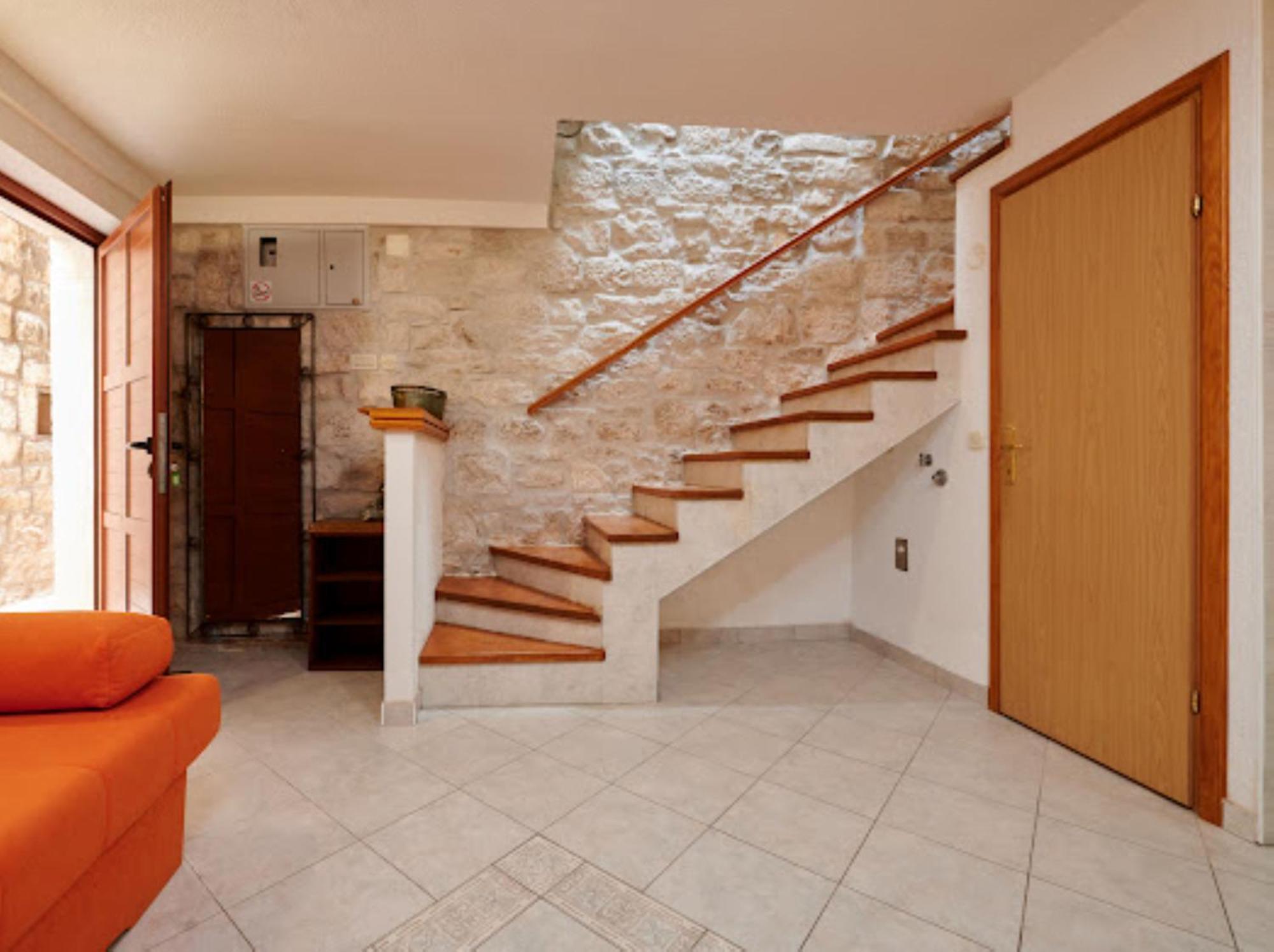 Guesthouse Ana Trogir Old Town Екстериор снимка