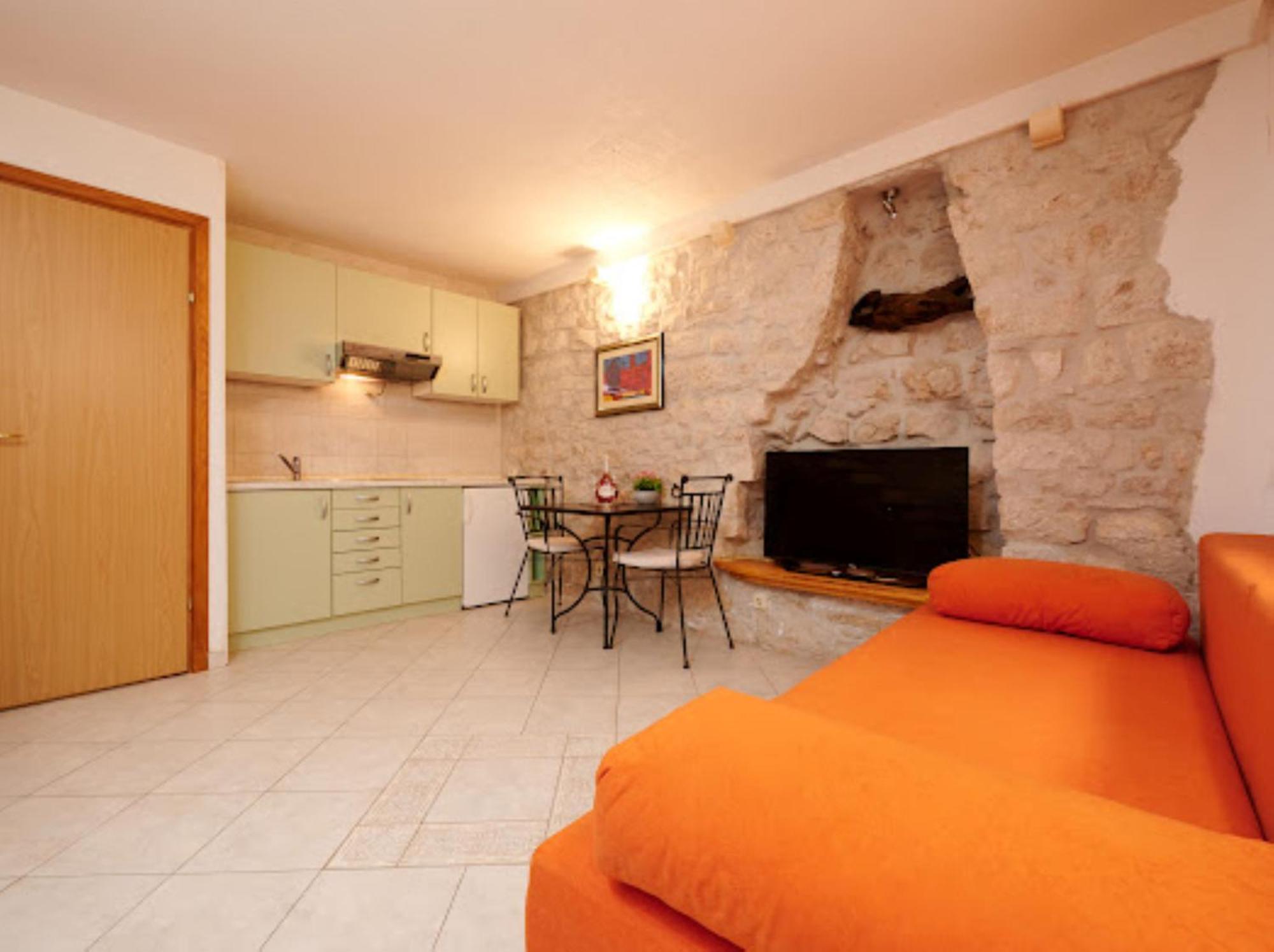 Guesthouse Ana Trogir Old Town Стая снимка